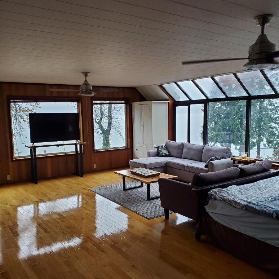 Royal Harrison Retreat Villa Harrison Hot Springs Esterno foto